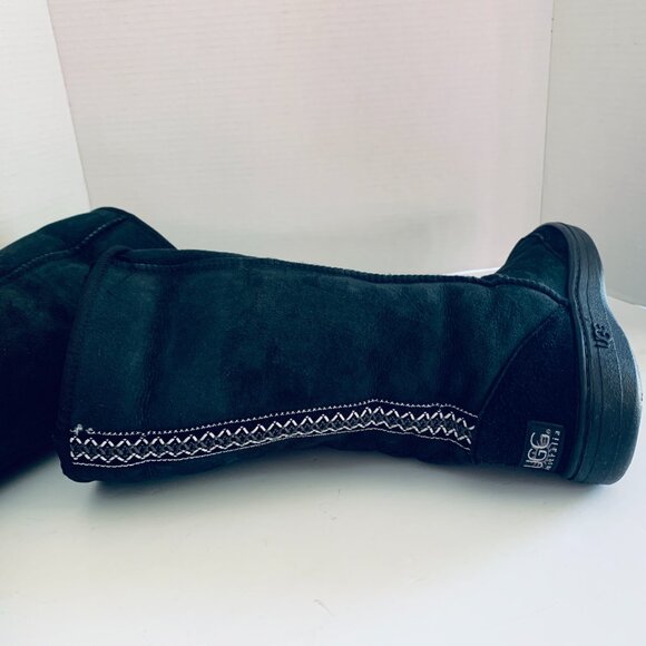 UGG Australia Tall Shearling Boots Suede with Tasman Braid – Classic - Picture 12 of 12
